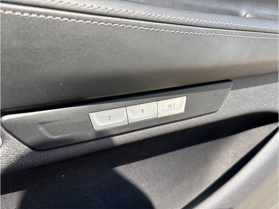 Used 2018 BMW 750i 750i Sedan 4D image 51