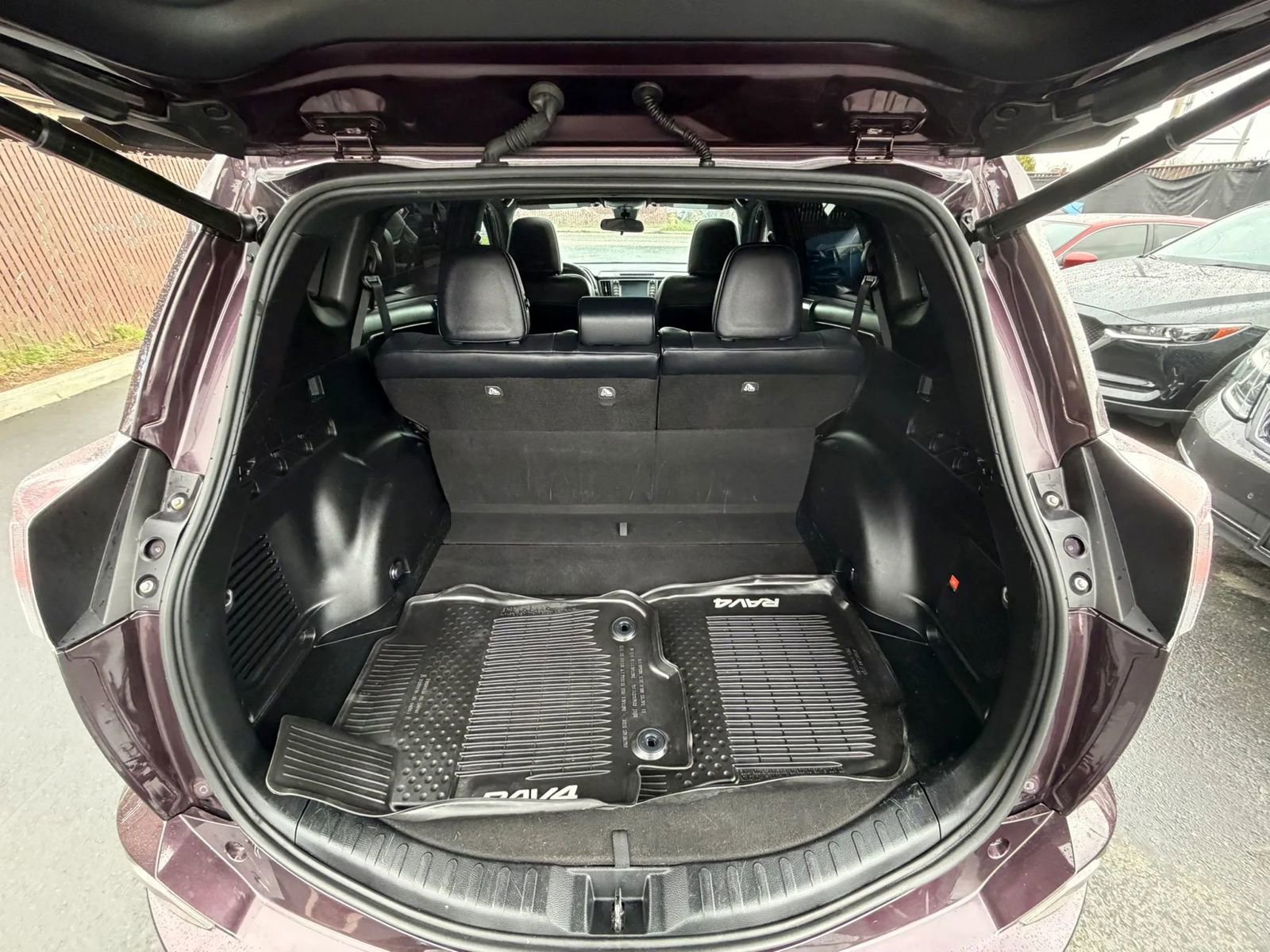 Used 2017 Toyota RAV4 SE w/ Power Special Value Package AWD/4WD image 12