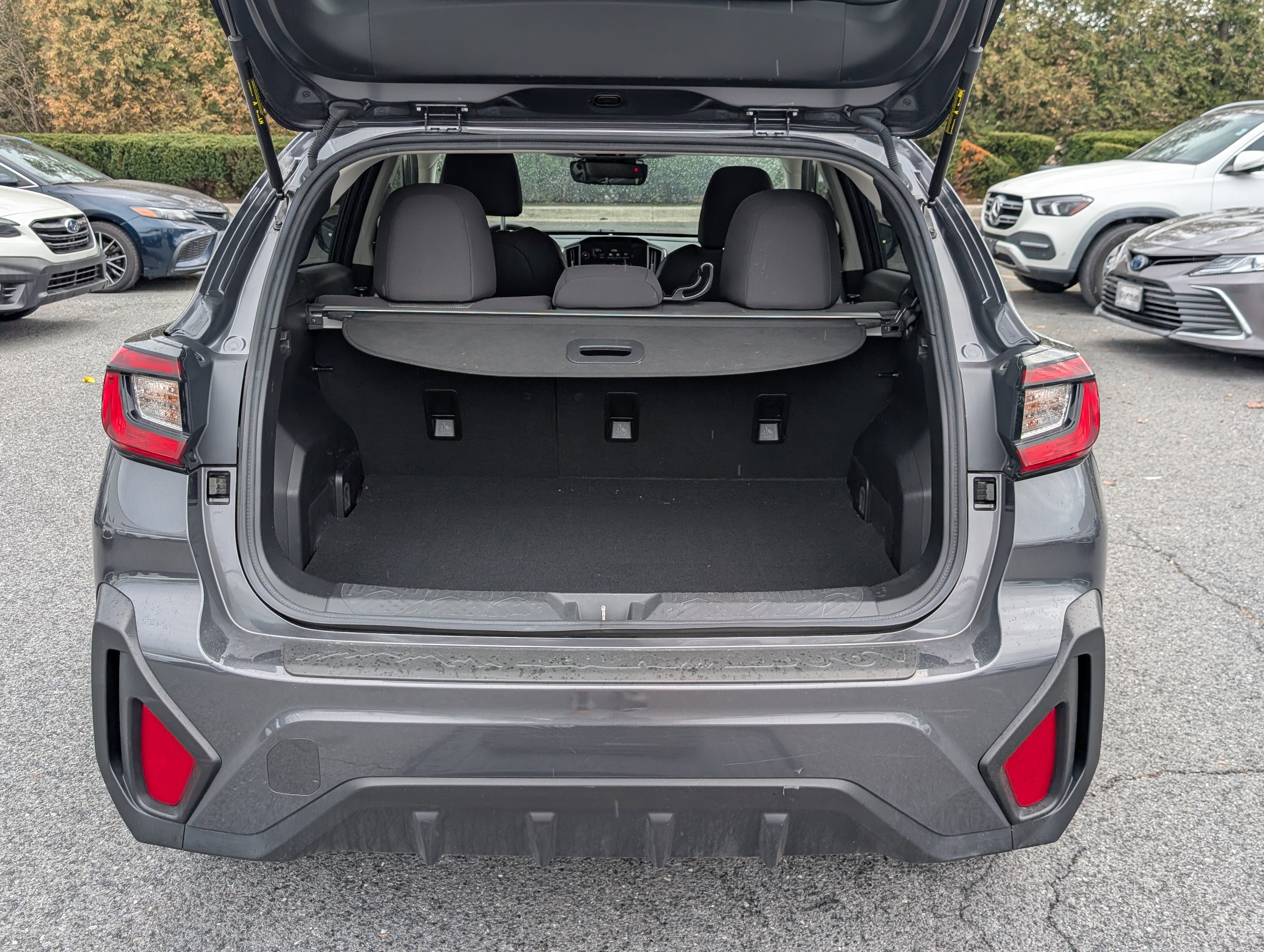 Used 2024 Subaru Crosstrek 2.0i Premium image 12