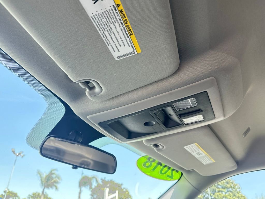 Used 2018 RAM 1500 Express image 21