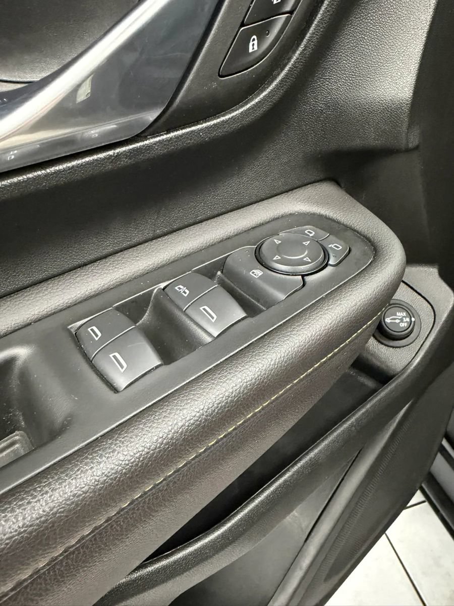 Used 2022 GMC Terrain AT4 AWD/4WD image 26
