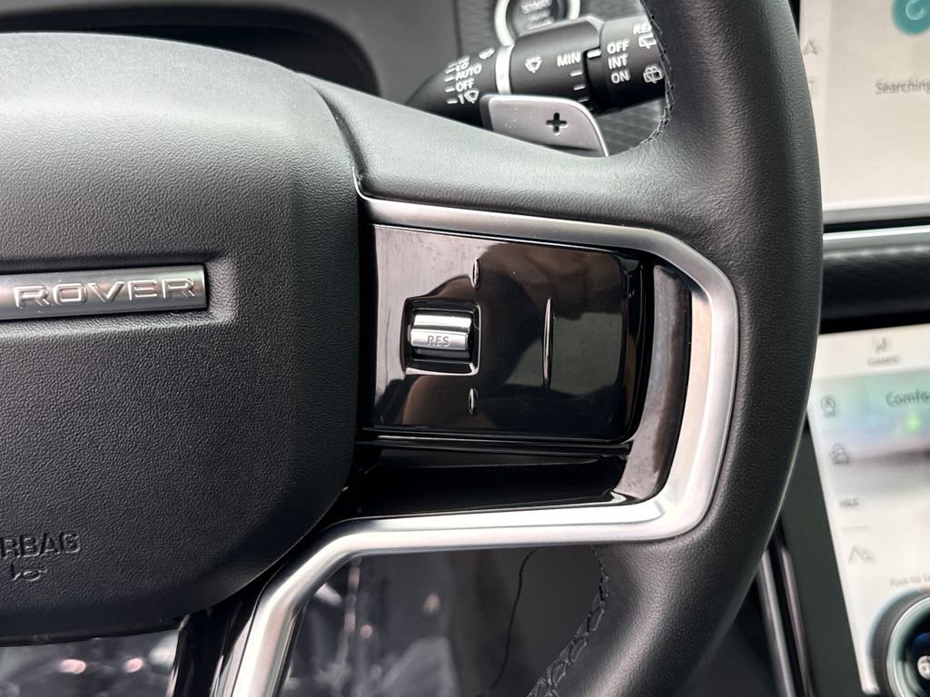 Used 2023 Land Rover Range Rover Velar R-Dynamic S image 16
