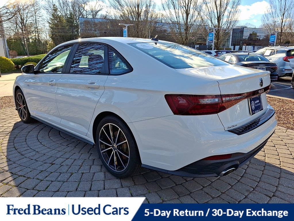 Certified 2025 Volkswagen Jetta GLI Autobahn image 4