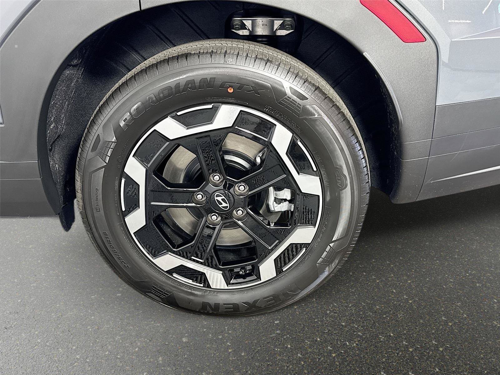 New 2026 Hyundai Santa Fe SE FWD image 30