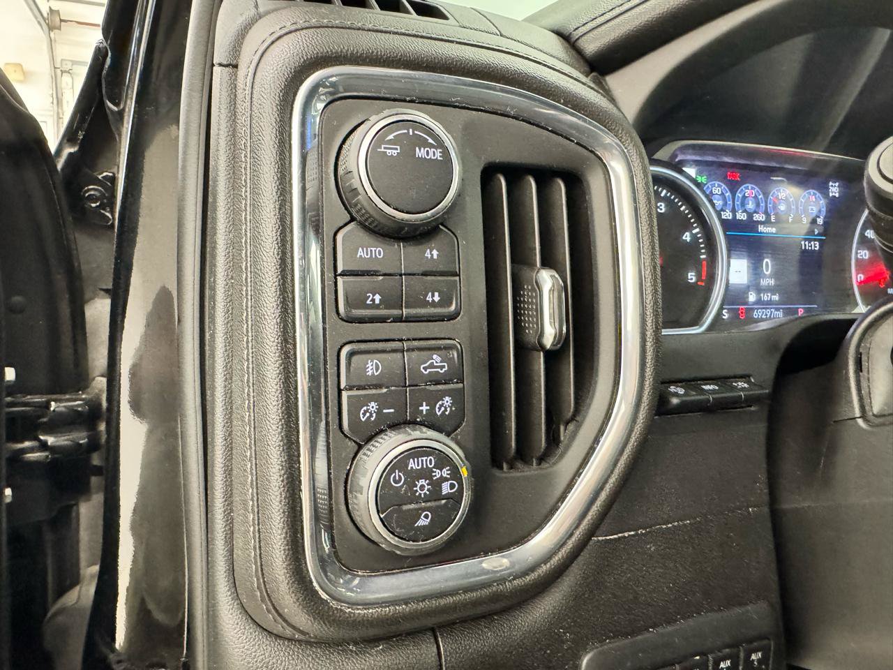 Used 2020 Chevrolet Silverado 2500 High Country w/ Z71 Off-Road Package AWD/4WD image 12