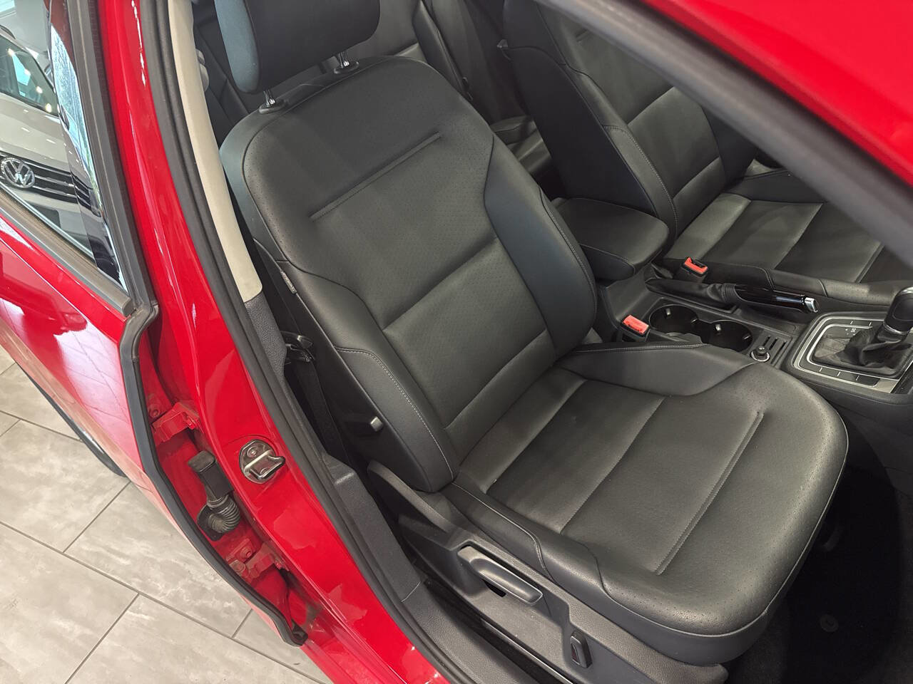 Used 2017 Volkswagen Golf Wolfsburg Edition FWD image 38