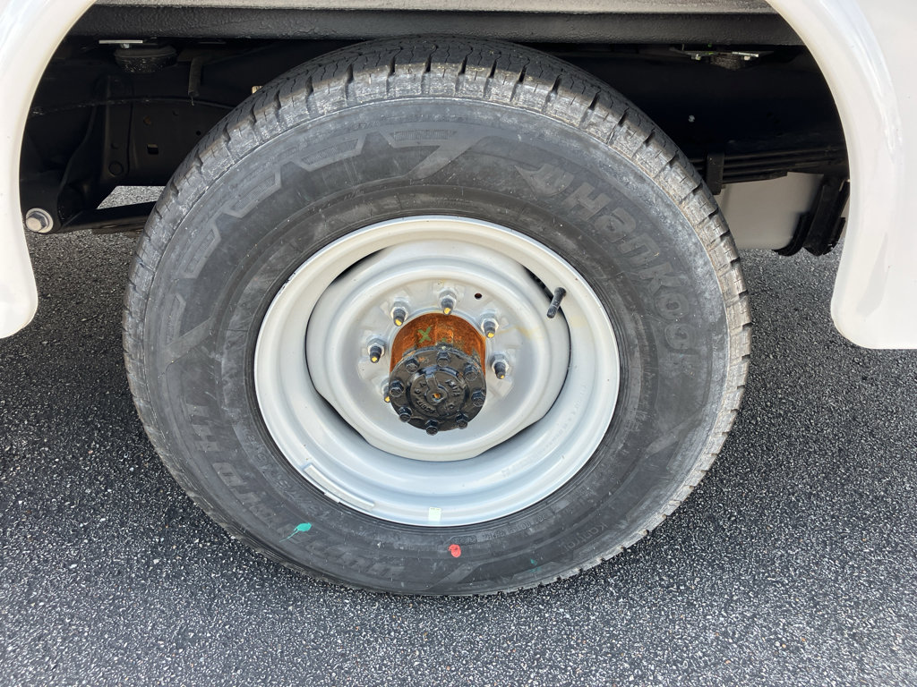 New 2026 Ford E-350 and Econoline 350 Super Duty w/ Power Equipment Group image 13