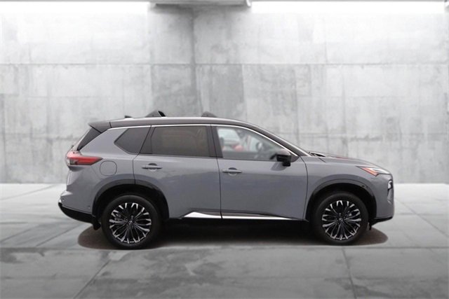 Certified 2025 Nissan Rogue Platinum image 5