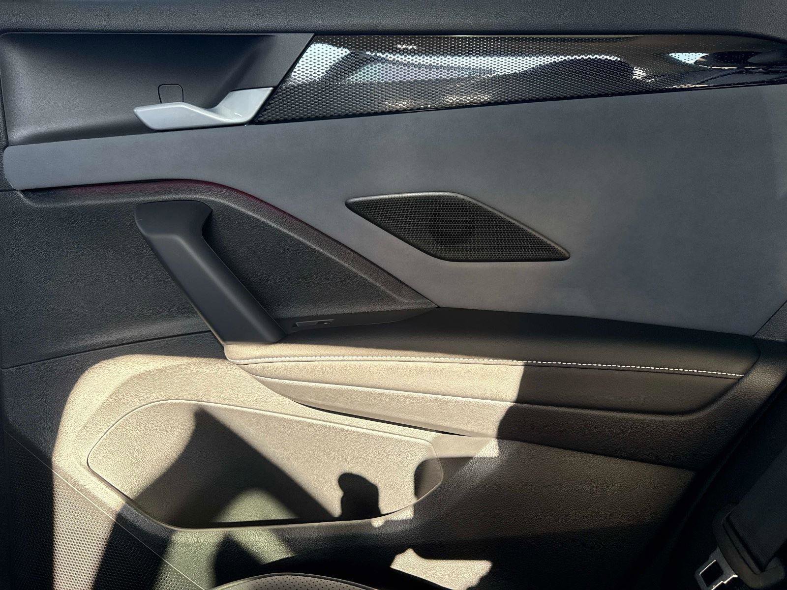 New 2026 Volkswagen Tiguan SE image 15