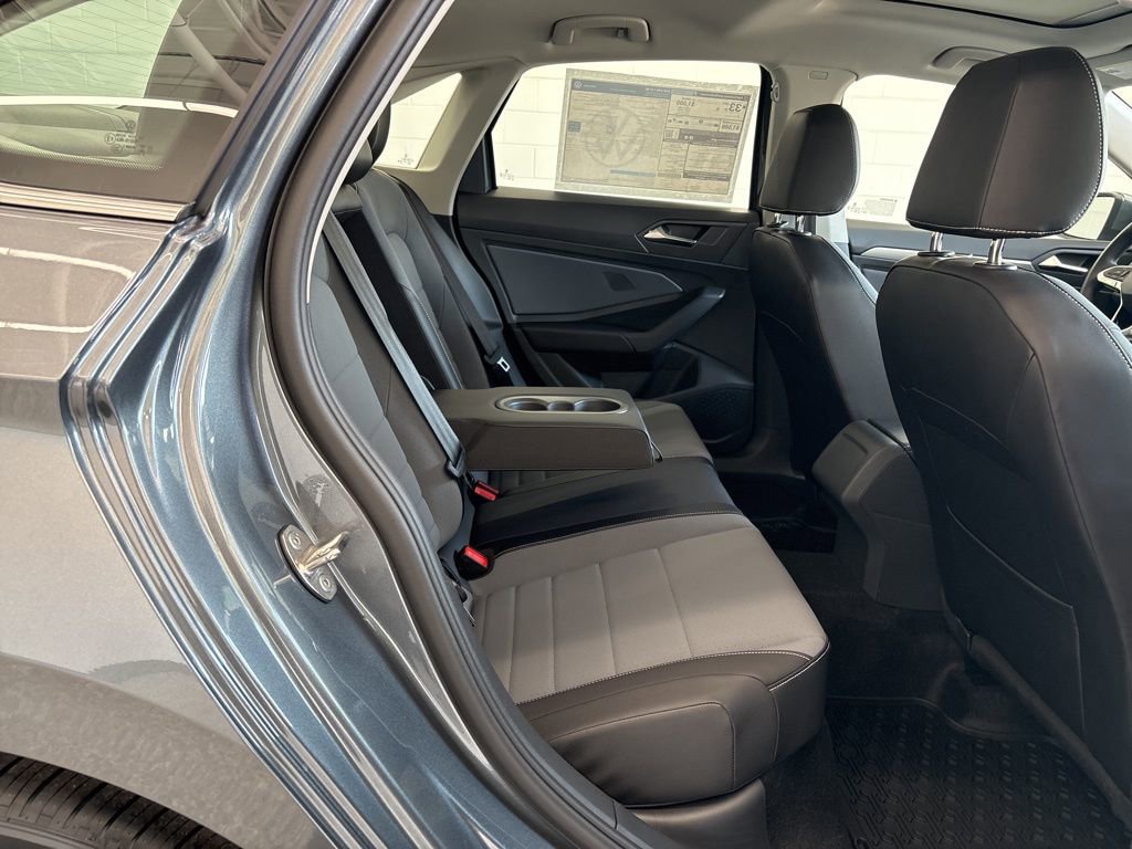 New 2026 Volkswagen Jetta SE image 33