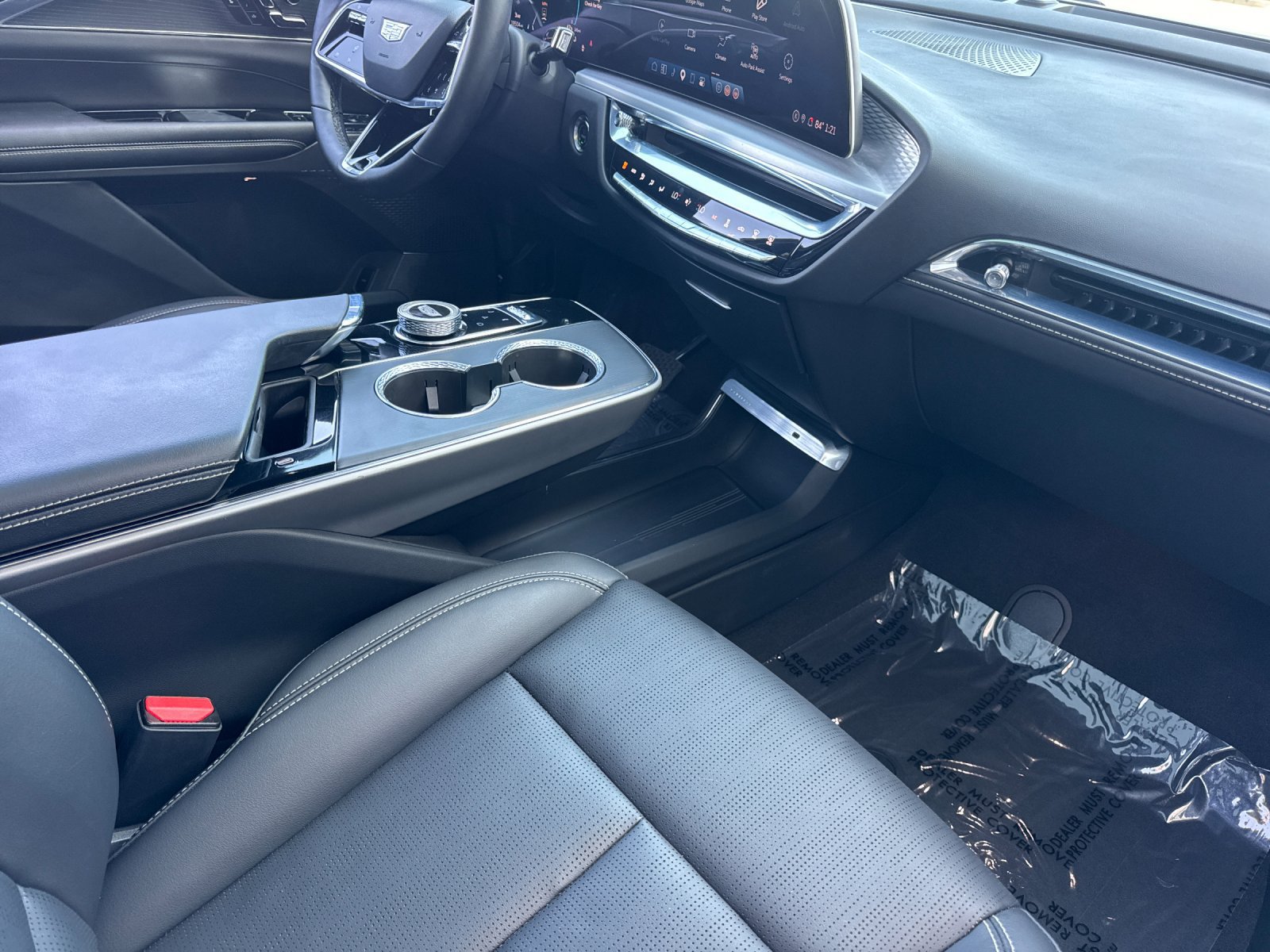 Used 2024 Cadillac Lyriq Sport RWD image 18