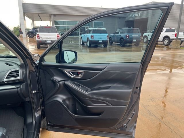 Used 2019 Subaru Forester Limited w/ Popular Package #3 AWD/4WD image 21