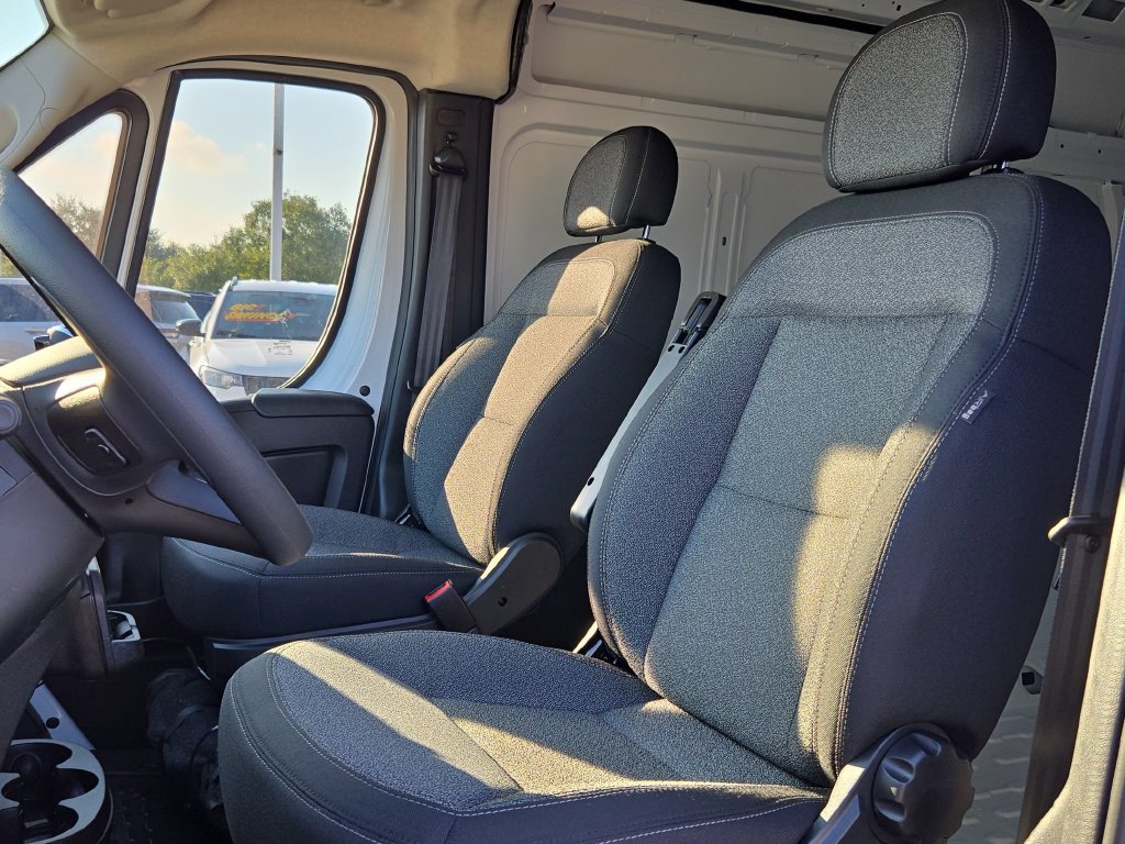 New 2027 RAM ProMaster 2500 w/ Convenience Group FWD image 16