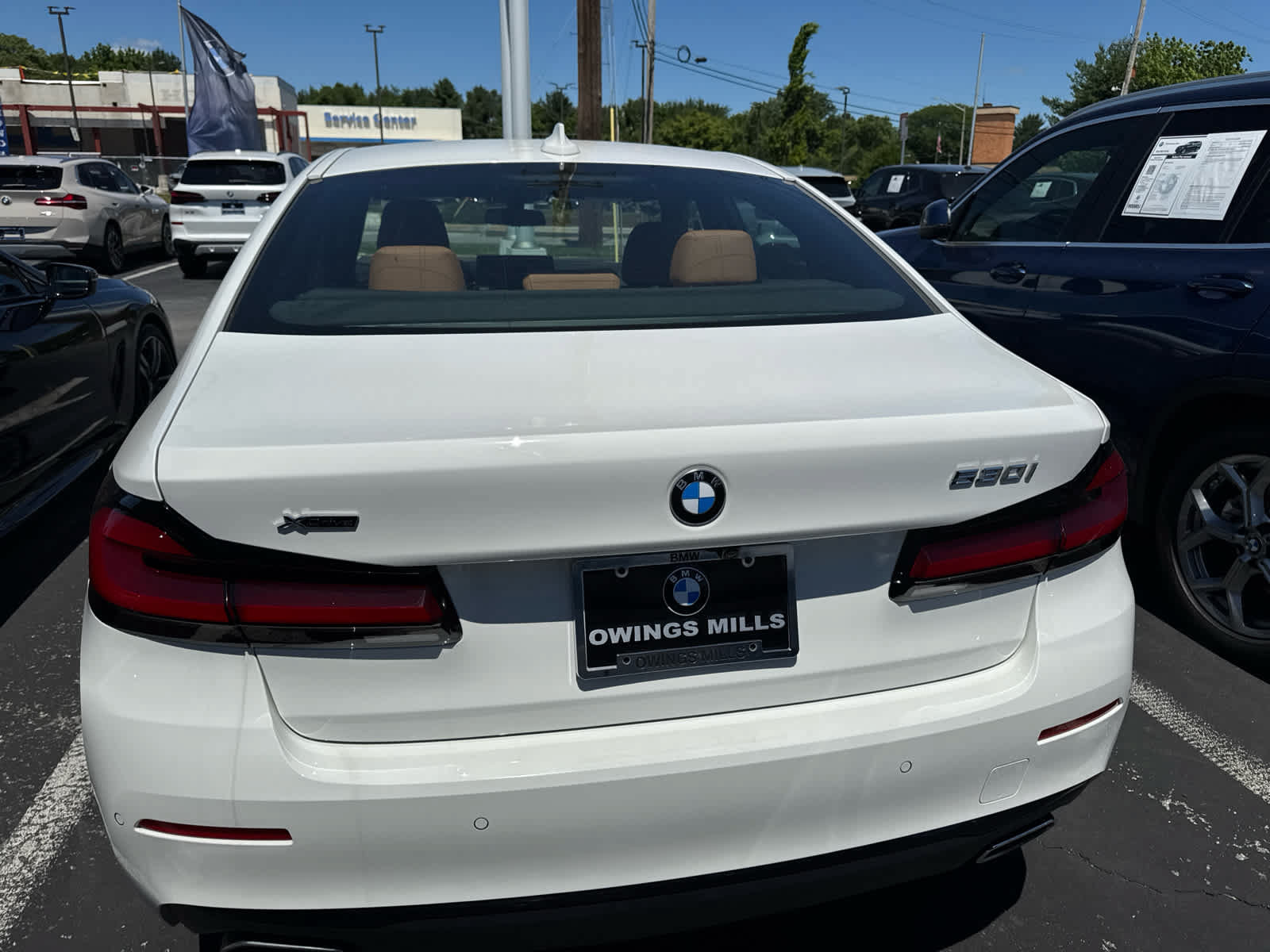 Used 2023 BMW 530i xDrive w/ Convenience Package AWD/4WD image 10