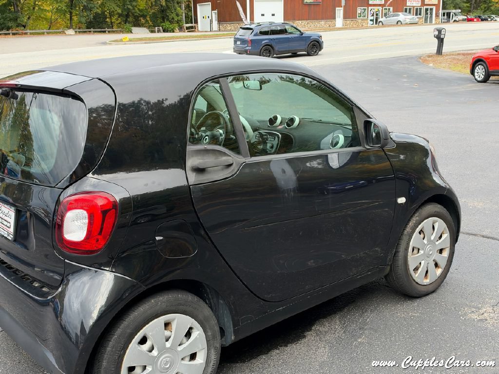 Used 2016 smart fortwo Coupe RWD image 22