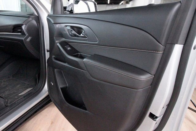 Used 2020 Chevrolet Traverse Premier w/ Redline Edition image 25