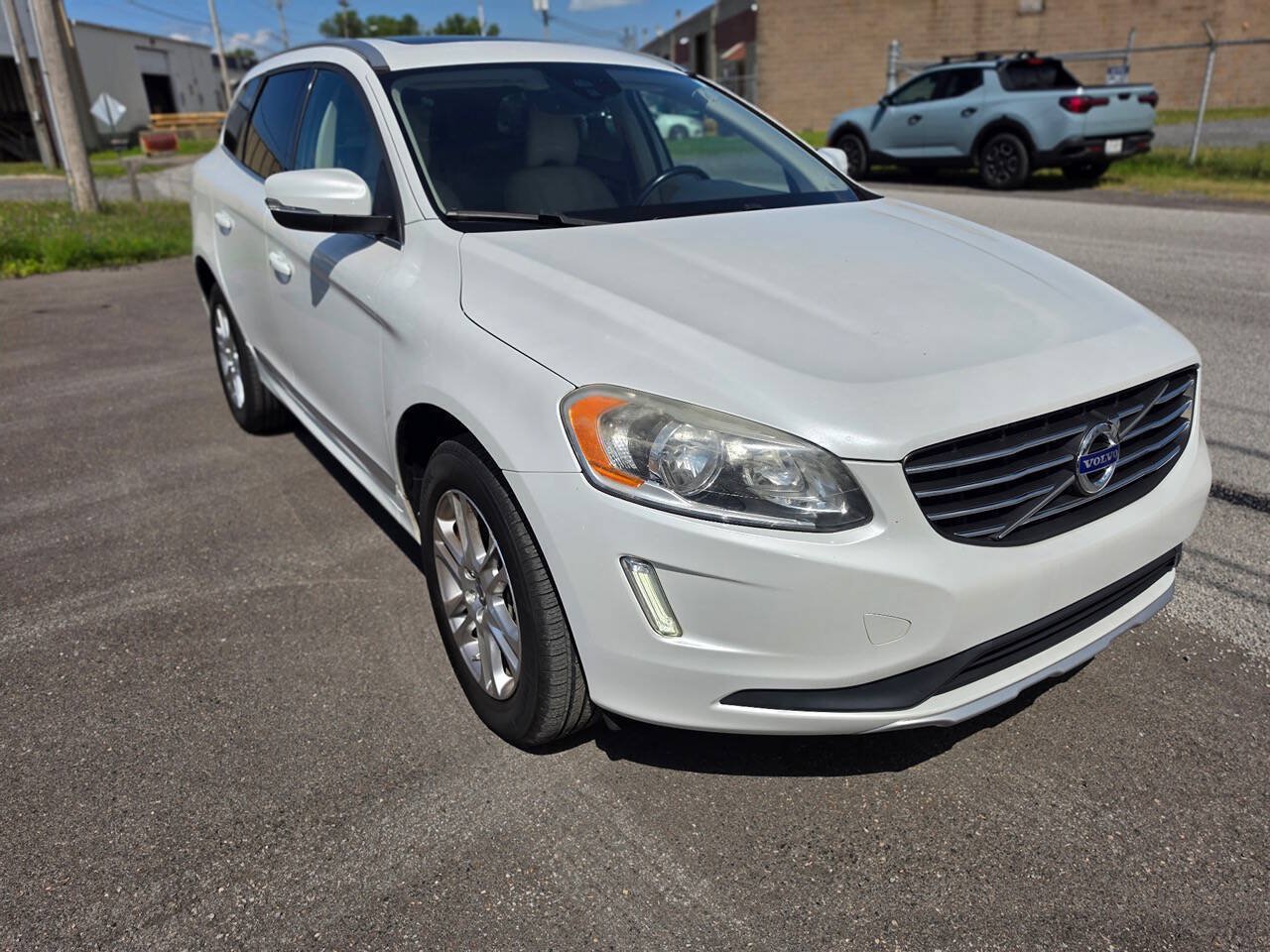 Used 2015 Volvo XC60 T5 AWD/4WD image 15