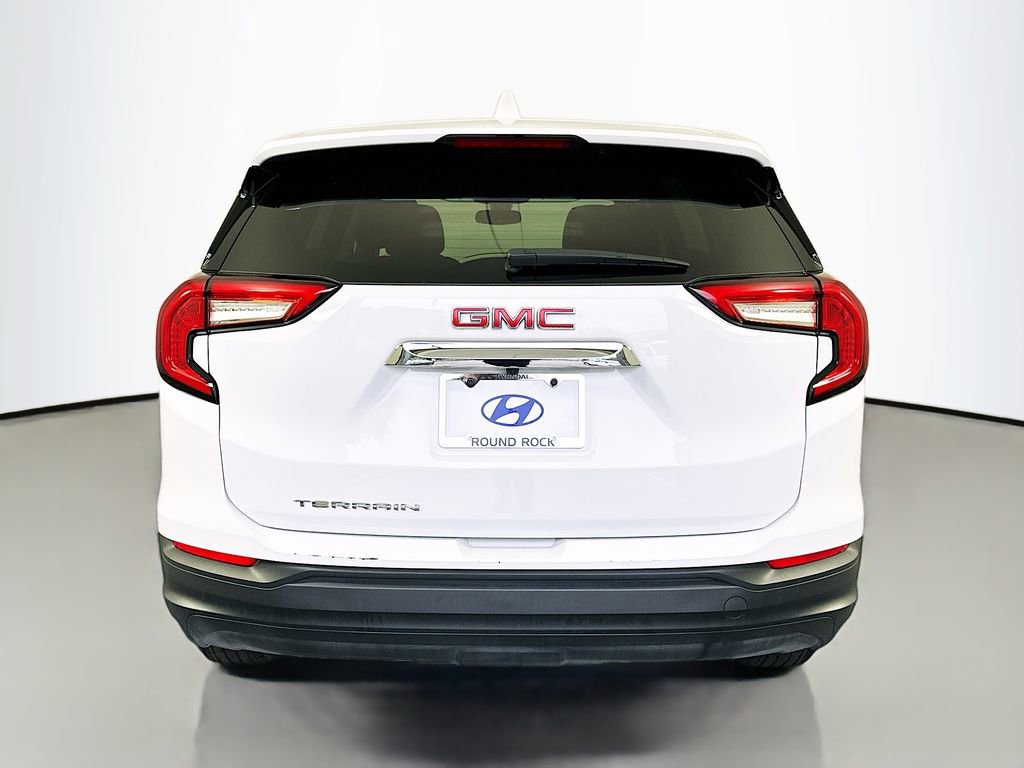 Used 2024 GMC Terrain SLE FWD image 6