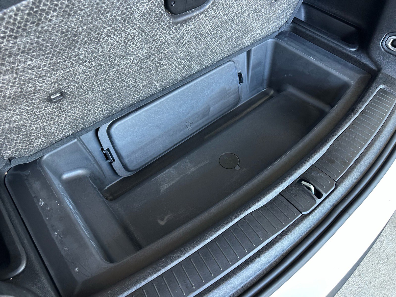 Used 2024 Jeep Grand Cherokee L Laredo w/ Luxury Tech Group I image 30