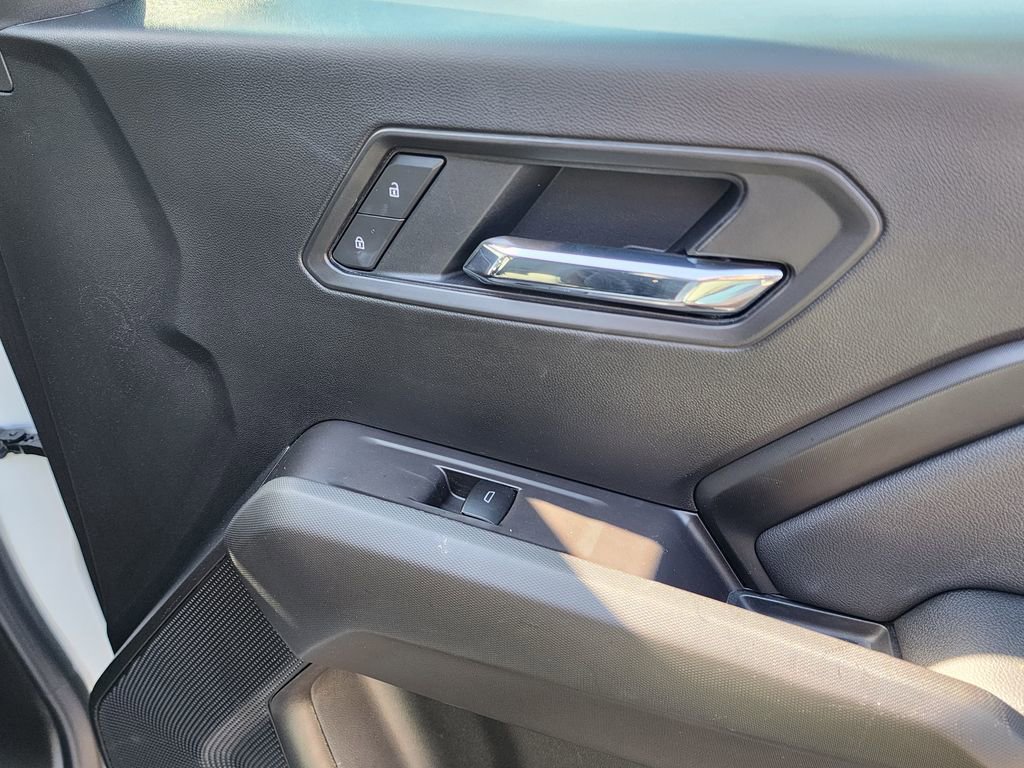 New 2026 GMC Canyon Elevation w/ Convenience Package image 39