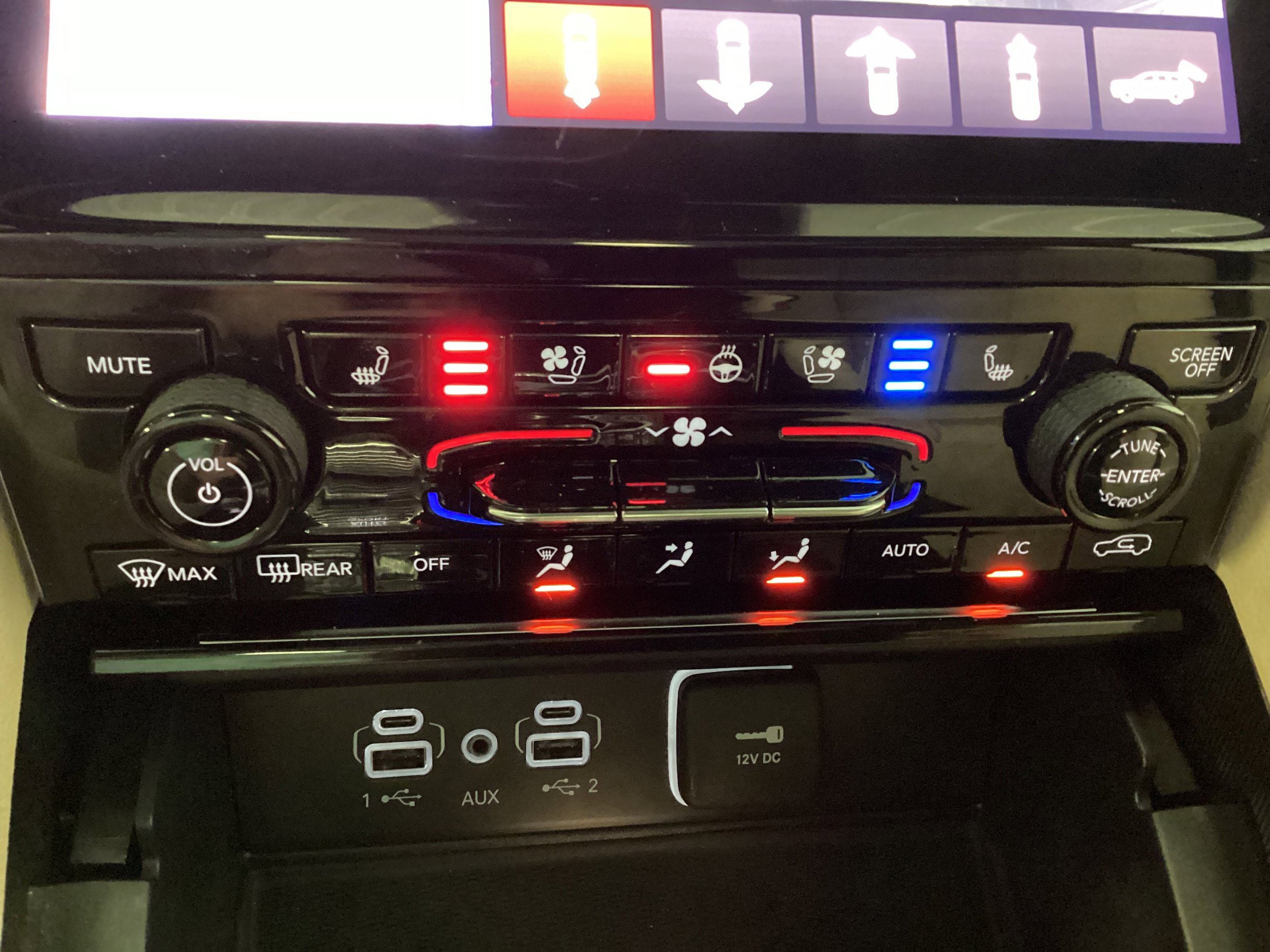 Used 2024 Jeep Grand Cherokee Limited w/ Luxury Tech Group II image 36