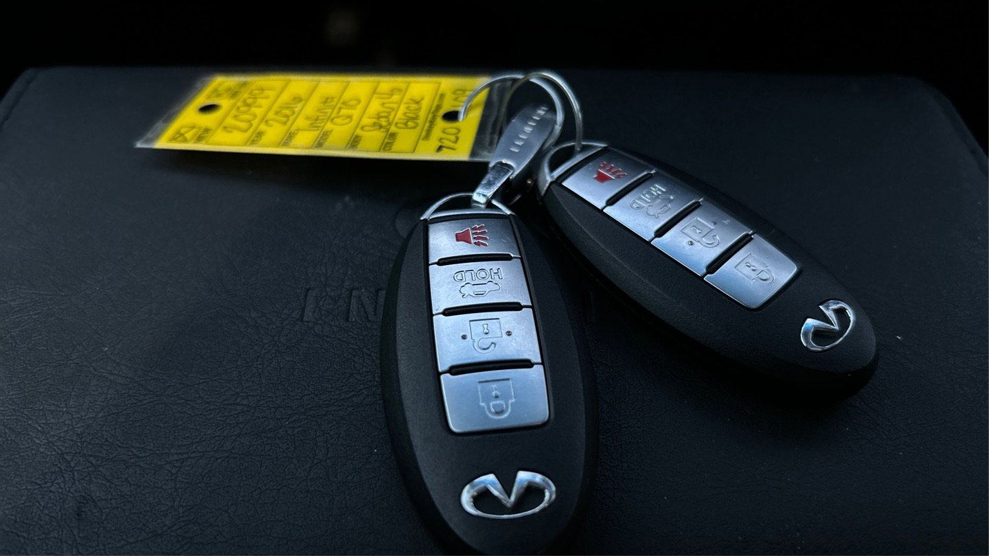 Used 2016 INFINITI Q70 L 3.7 w/ Deluxe Touring Package image 35