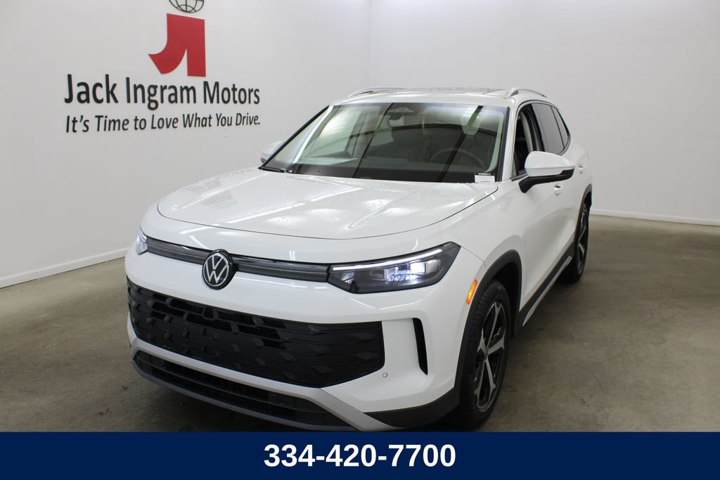 New 2026 Volkswagen Tiguan SE