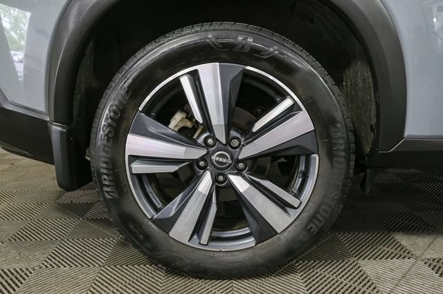 Used 2023 Nissan Rogue SL AWD/4WD image 15