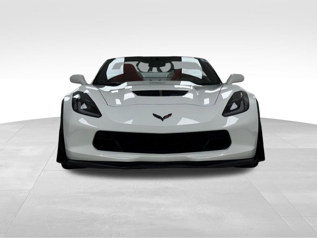 Used 2015 Chevrolet Corvette Z06 w/ 3LZ Preferred Equipment Group image 2