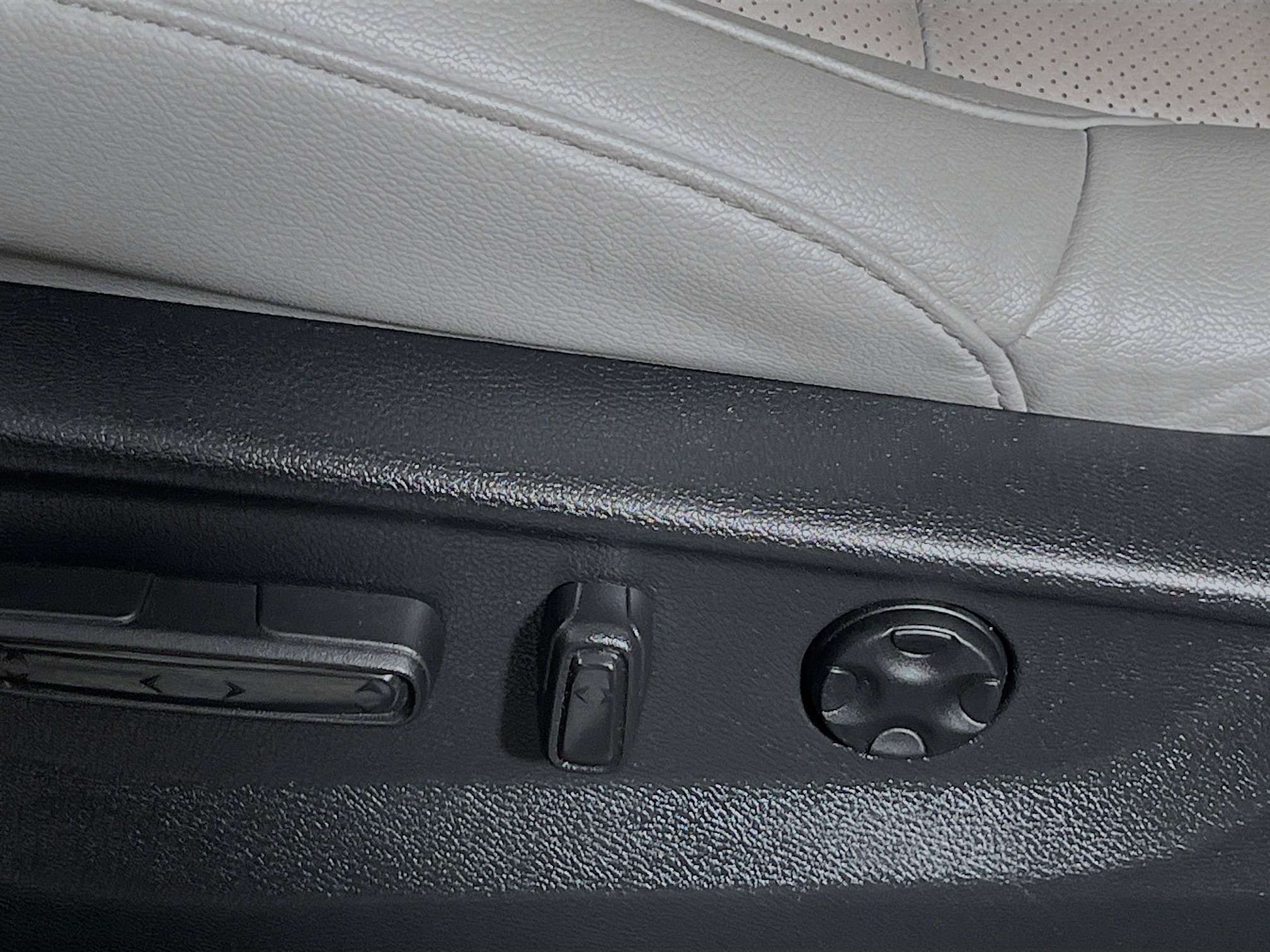 Used 2022 Honda CR-V EX-L image 16