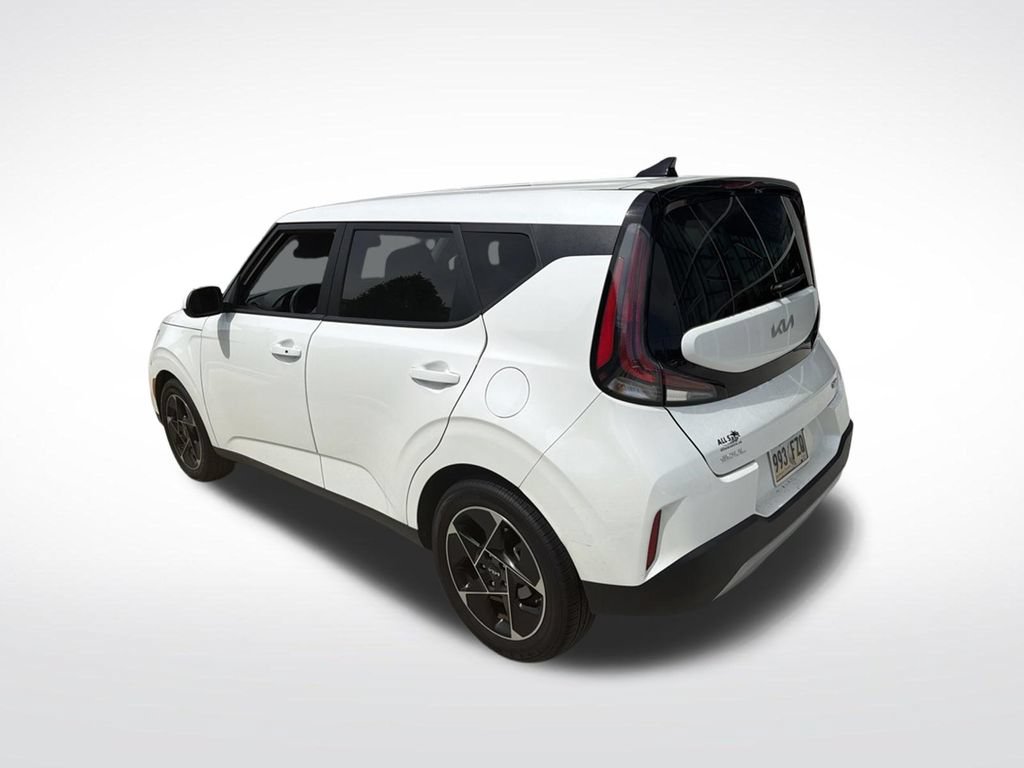 Used 2023 Kia Soul EX FWD image 12