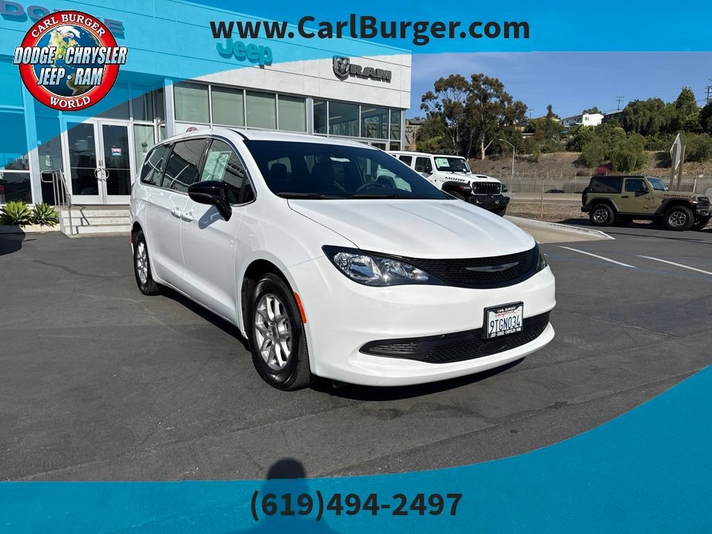 Used 2025 Chrysler Voyager LX
