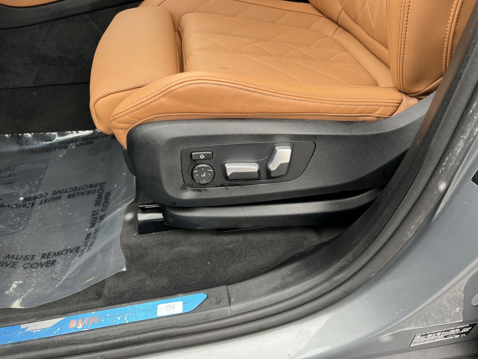 Used 2025 BMW X5 xDrive40i w/ Premium Package image 14