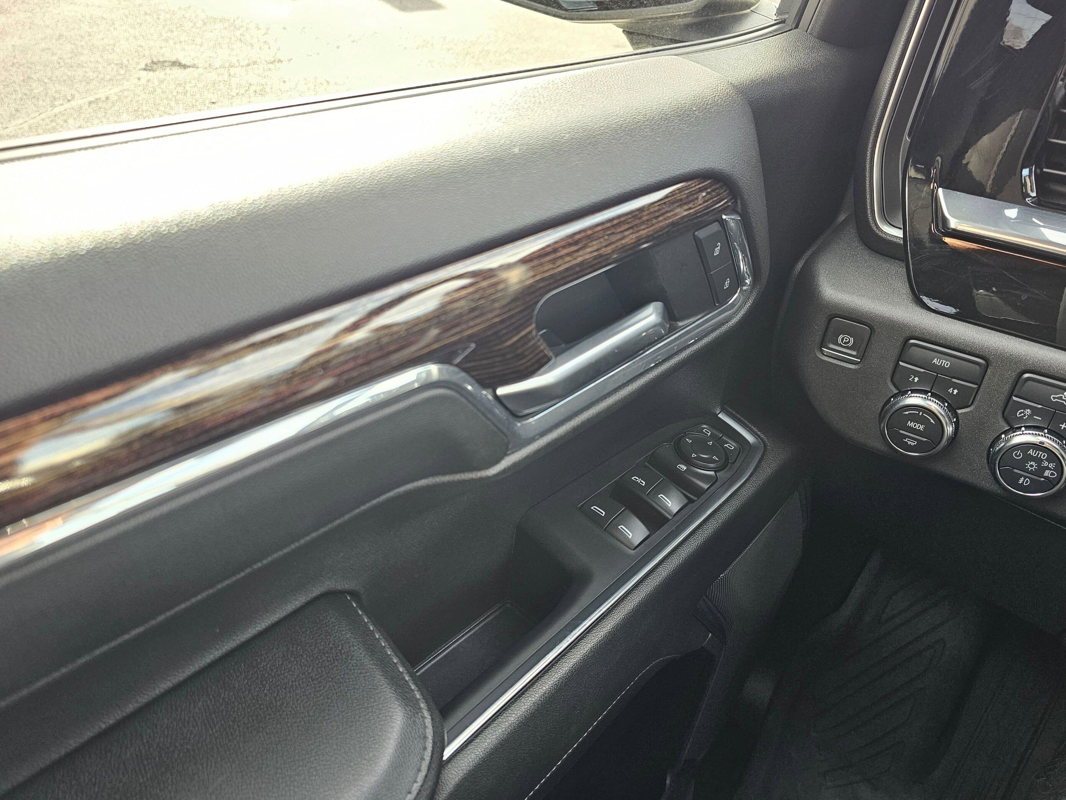 Used 2024 GMC Sierra 1500 Elevation w/ LPO, Elevation Black Package image 28