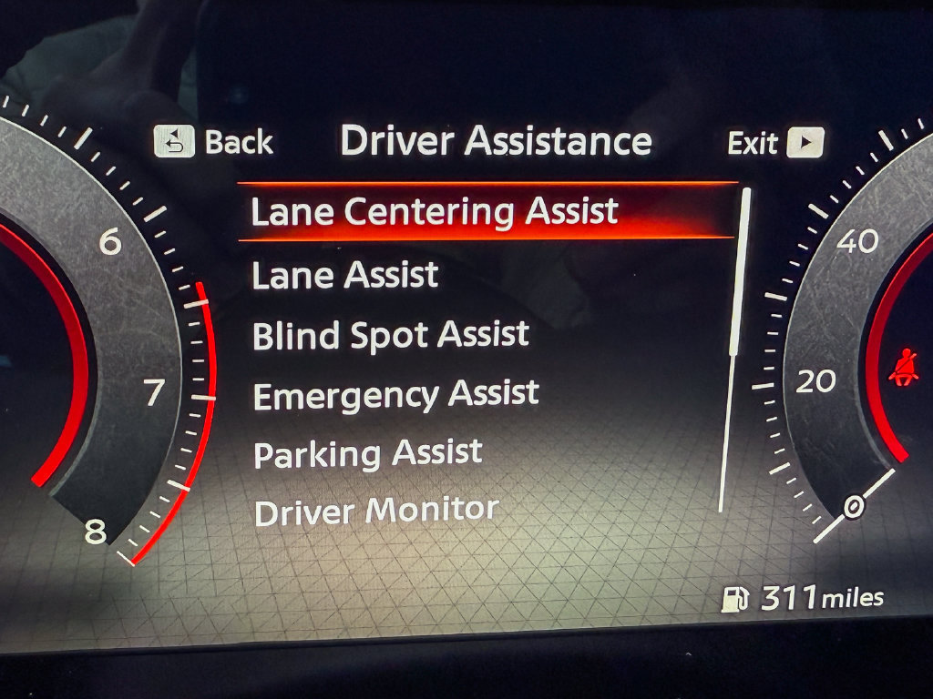 Certified 2026 Nissan Kicks SR AWD/4WD image 23