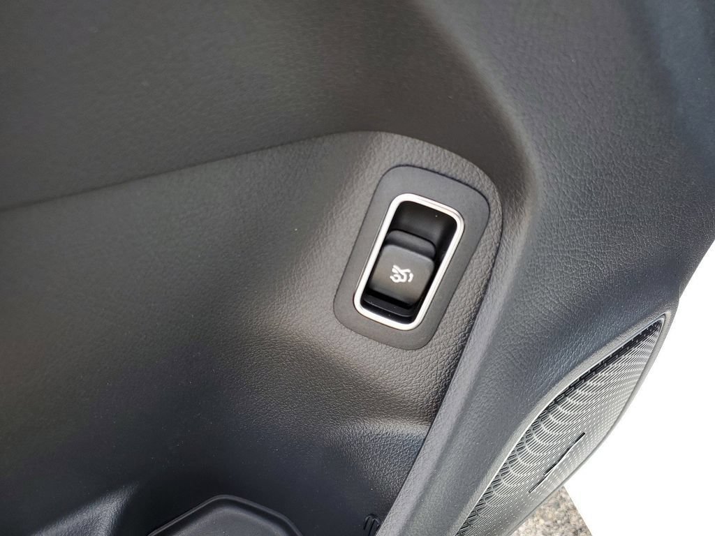 New 2025 Mercedes-Benz CLA 250 4MATIC image 18