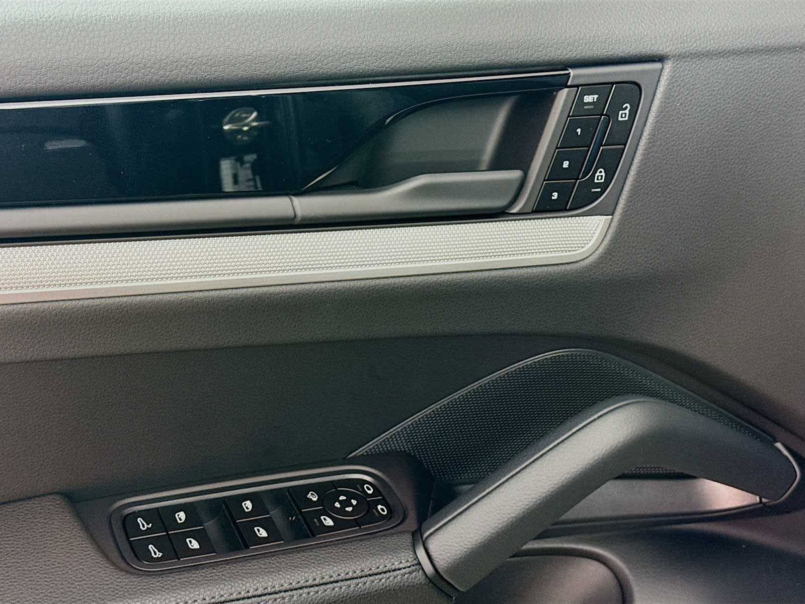 New 2026 Porsche Cayenne S AWD/4WD image 14