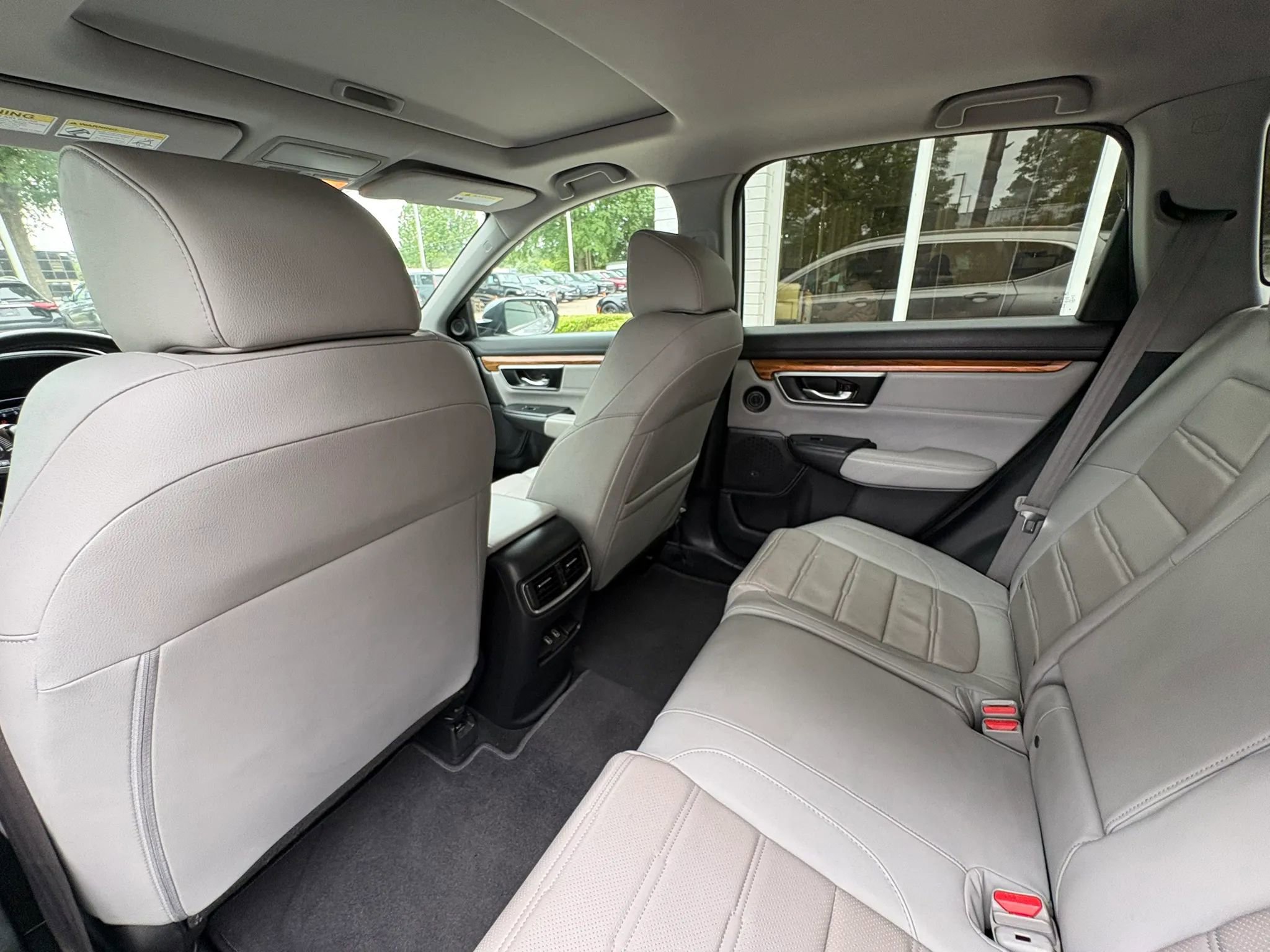 Used 2018 Honda CR-V Touring image 23