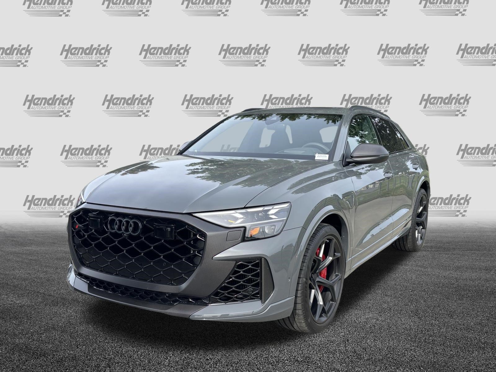 Certified 2026 Audi RS Q8 performance AWD/4WD image 5