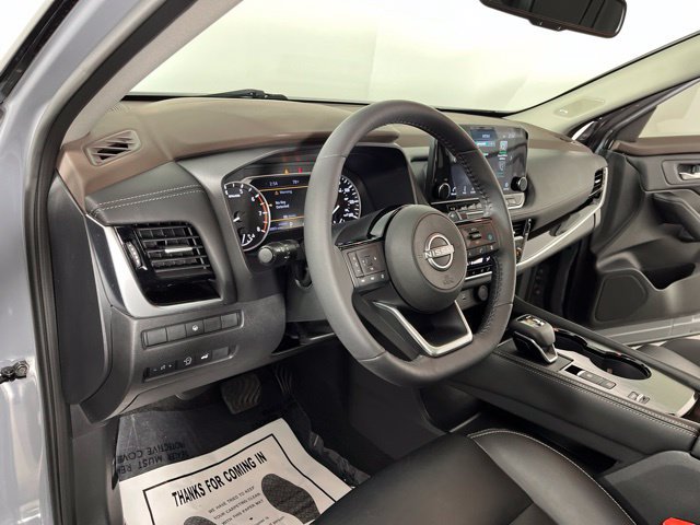 Used 2023 Nissan Rogue SL w/ SL Premium Package FWD image 21