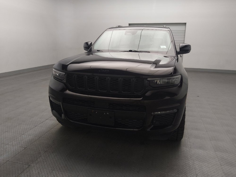 Used 2023 Jeep Grand Cherokee L Limited w/ Black Appearance Package AWD/4WD image 15