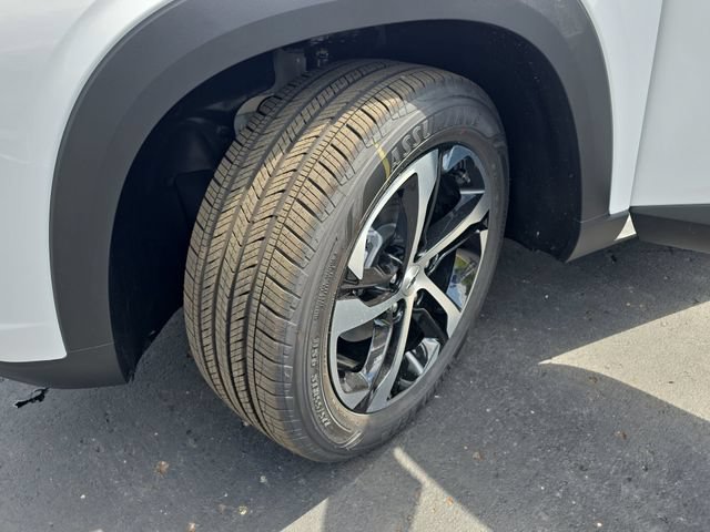 New 2026 Chevrolet Trax RS w/ Sunroof Package FWD image 32