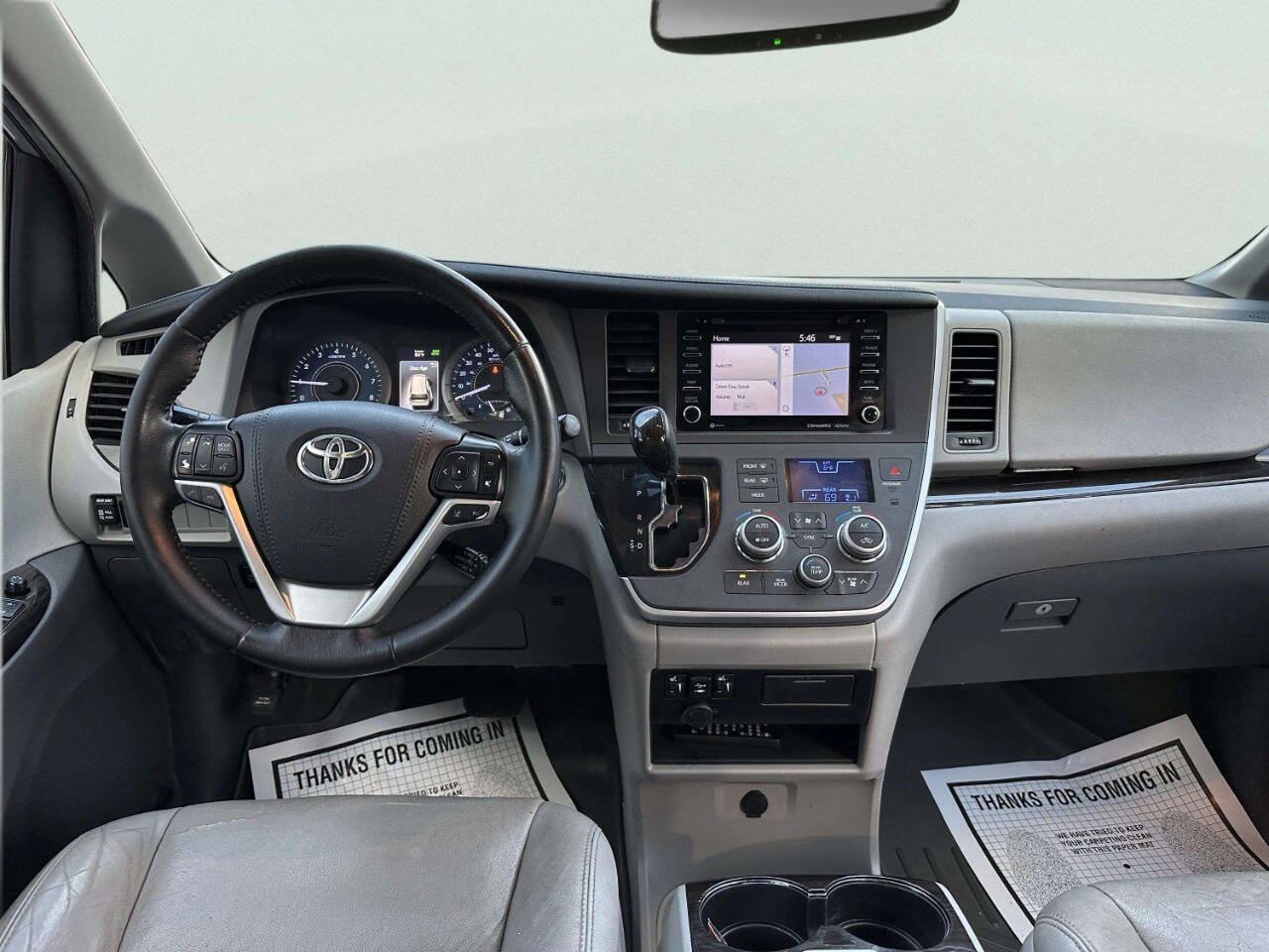 Used 2020 Toyota Sienna XLE w/ XLE Navigation Package FWD image 21
