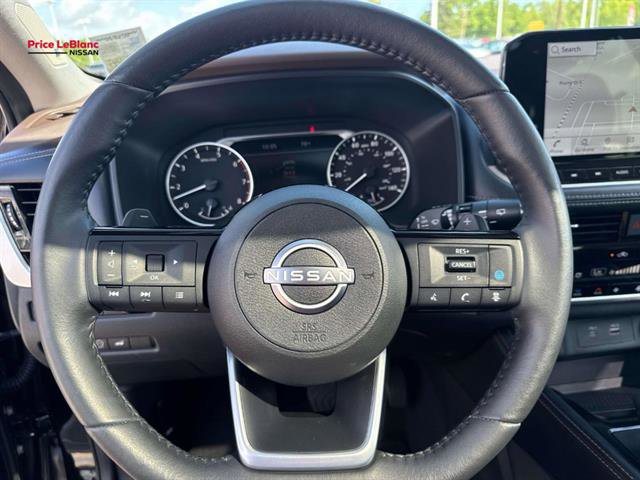 Used 2023 Nissan Rogue SL w/ SL Premium Package FWD image 40