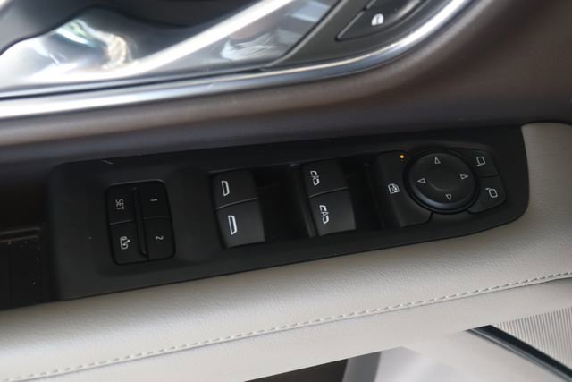 Used 2023 Chevrolet Tahoe Z71 image 25