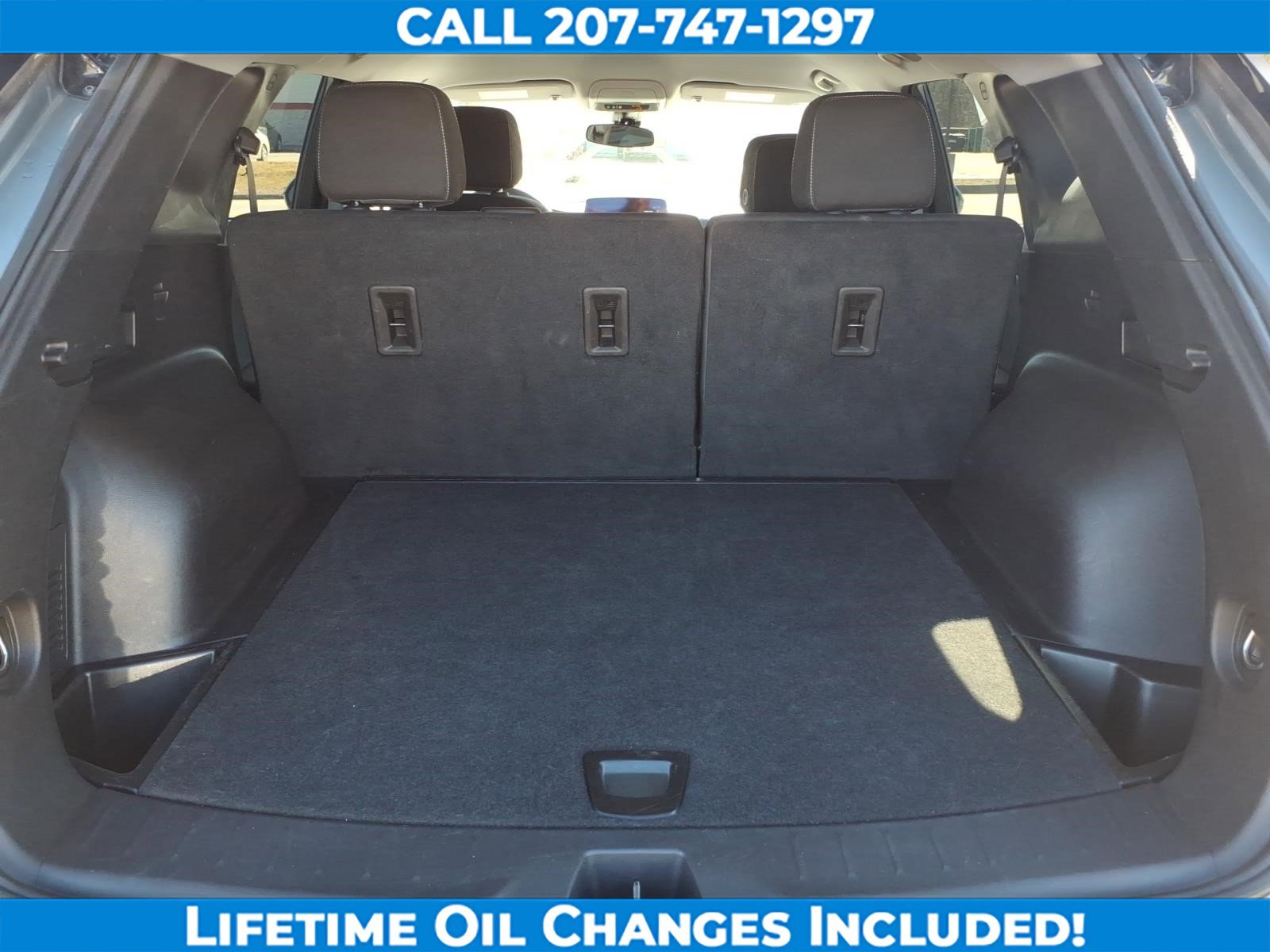 Used 2025 Chevrolet Blazer LT AWD/4WD image 10