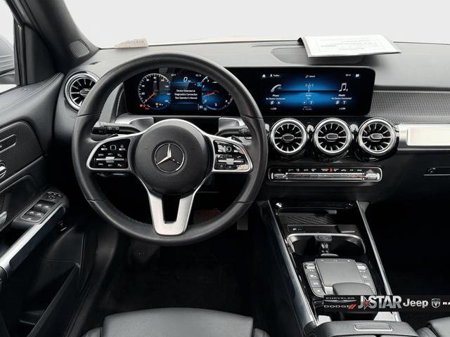 Used 2022 Mercedes-Benz GLB 250 4MATIC w/ Premium Package Lite image 19