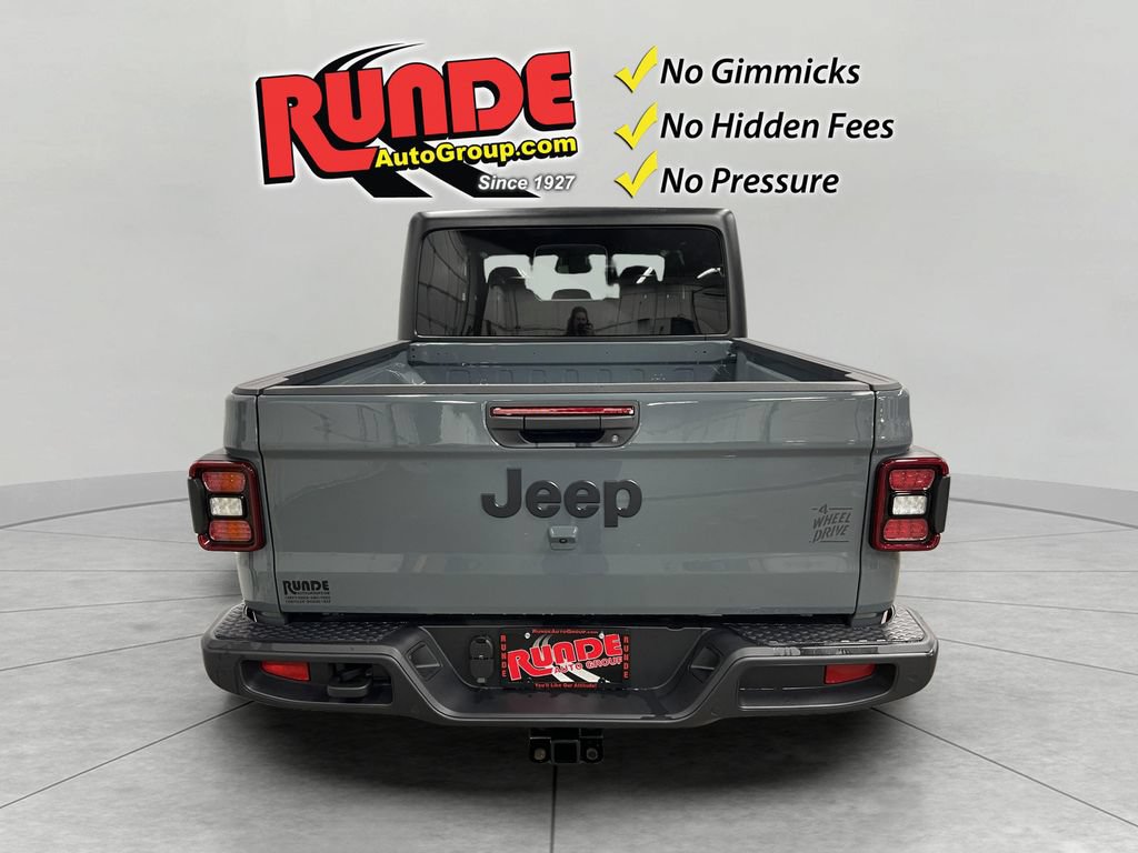 New 2026 Jeep Gladiator Sport AWD/4WD image 4