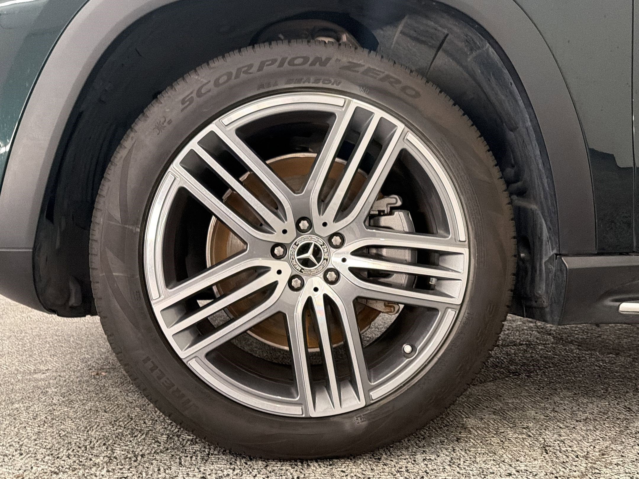Certified 2023 Mercedes-Benz GLS 450 4MATIC image 11