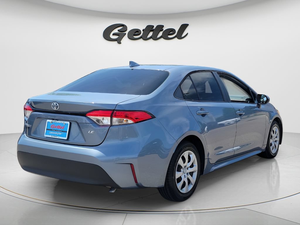 Used 2023 Toyota Corolla LE FWD image 5